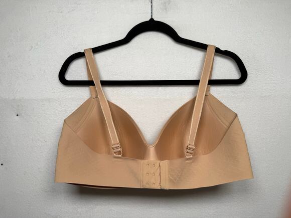 Knix Wing Woman Contour Wireless T-Shirt Bra, Warm Sand, 40DD - Picture 2 of 3